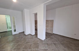 Трехкомнатная квартира в Игало с видом на море