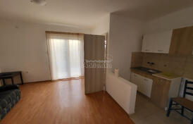 Дом с 10 апартаментами в Херцег Нови, Зеленика