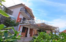 Продажа таунхауса в Крашичи, 50м от пляжа.