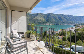 Трехкомнатная квартира с панорамным видом на море и парковкой, Доброта, Котор