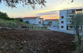 Урбанизированный участок в непосредственной близости от моря, Утеха, Бар