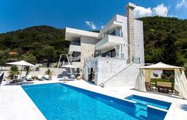 Новая вилла в Герцег Нови