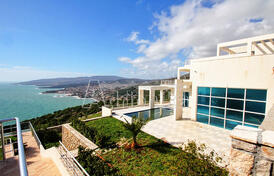 Виллы с панорамным видом на море в Баре