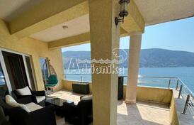 Две квартиры на одном этаже с видом на море в Херцег Нови