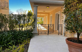 Квартира в роскошном комплексе, Херцег Нови, специальное предложение!