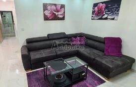 Трехкомнатная квартира с видом на море в Дженовичи