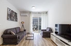 Стильная квартира в комплексе с бассейном