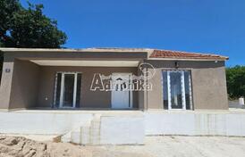 Одноэтажный дом с видом, Шушань, Бар