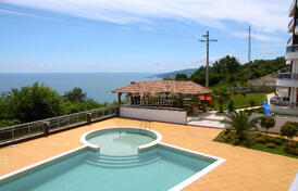 Продажа квартиры в комплексе с бассейном и видом на море, Добра Вода, Бар