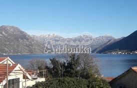 Дом в Доброте, Котор