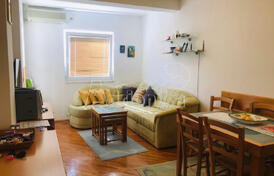 Квартира с одной спальной комнатой в Рафаиловичи недалеко от моря