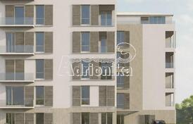 Современный жилой комплекс на объездной дороге в Будва