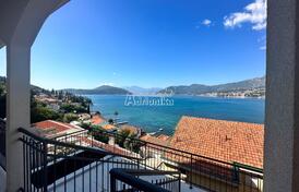 Новостройка с несколькими квартирами на третьей линии моря, Нивице, Херцег Нови