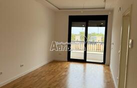 Однокомнатная квартира в доме с бассейном &ndash; Бар