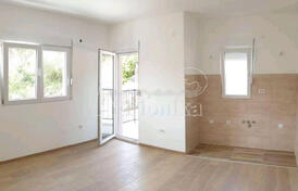 Просторная и светлая квартира в Игало