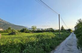 Урбанизированный участок рядом с главной магистралью Лешевичи.