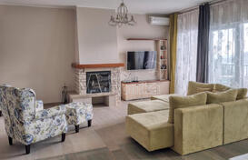 Просторный дуплекс площадью 135м2 с видом на море