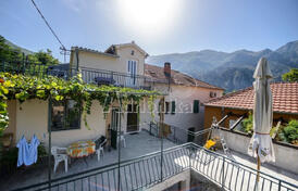 Дом в Которе