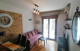 На продажу квартира в центре Тивата