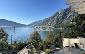 Уникальное предложение! Трёхкомнатная квартира во второй линии от моря, Ораховац, Котор