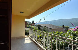 Просторный дом на продажу в Дженовичи