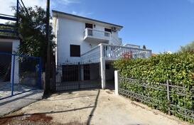 Просторный дом в поселке Утеха