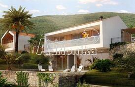 Инвестиционный участок на Луштице, первая линия