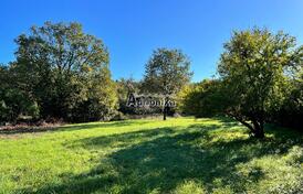 Урбанизированный участок в центре Радовичи, Луштица