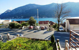 Дом с прекрасным видом на море в Доброте