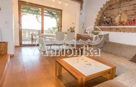 Квартира с двумя спальными комнатами в Херцег Нови недалеко от моря