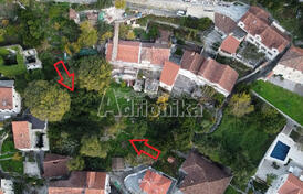 Участок с руинами в Перасте