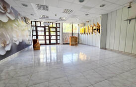 Большое коммерческое помещение в центре Бара