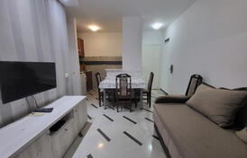 Двухкомнатная квартира в 100 м от моря в Рафаиловичи