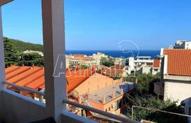 Квартира с видом на море в центре Петроваца