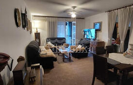 Квартира в тихом месте в Которе