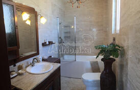 Люкс вилла с бассейном в Утехе