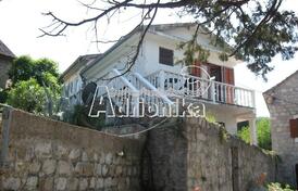 Дом в Росе в нескольких шагах от моря