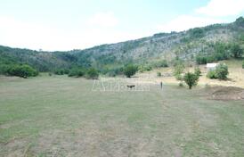 Земельный участок рядом с Никшичем, Тупан