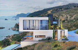 Экcклюзивная вилла на первой линии в Peжeвичи