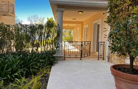 Квартира в роскошном комплексе, Херцег Нови, специальное предложение!