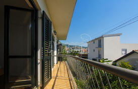 На продажу просторный дом в Баре