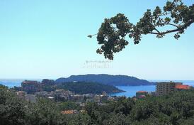 Участок в отличном месте с видом на море, Бечичи